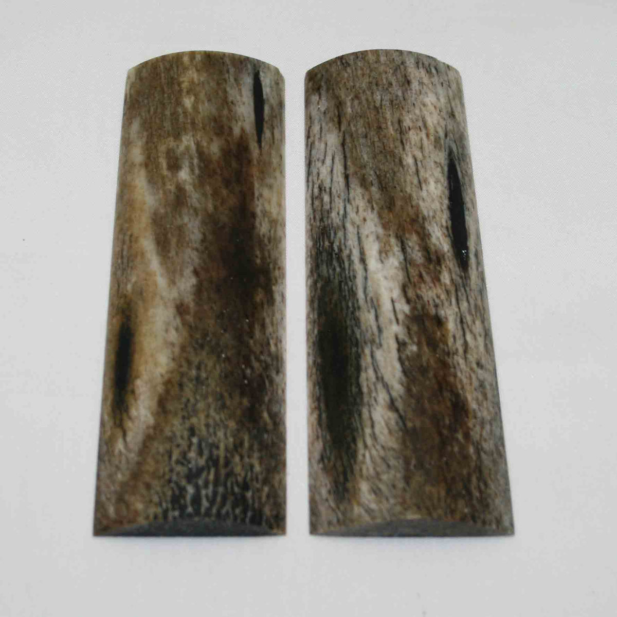 NB105MMA12 Giraffe Bone Scales