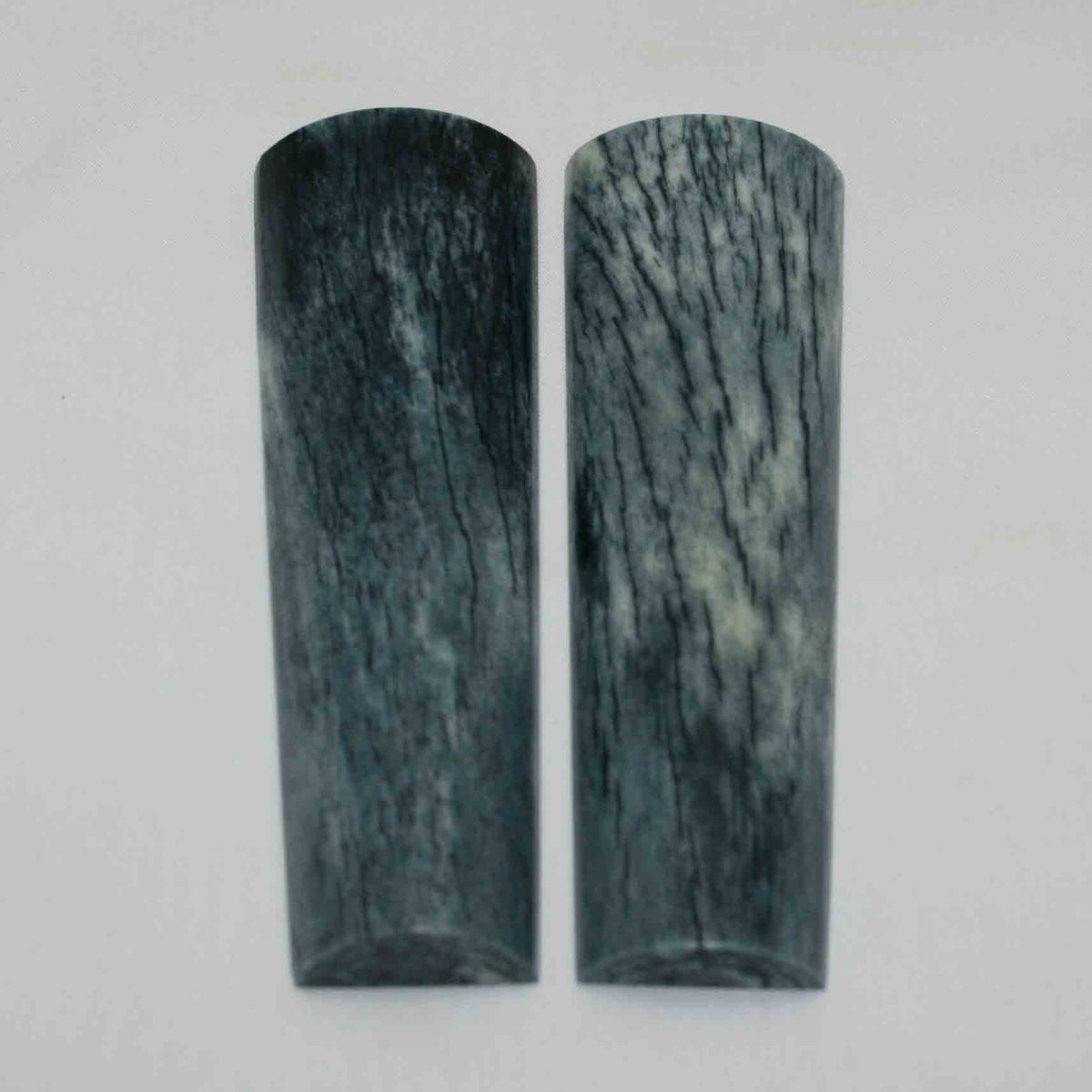 NB105MMA2 Giraffe Bone Scales