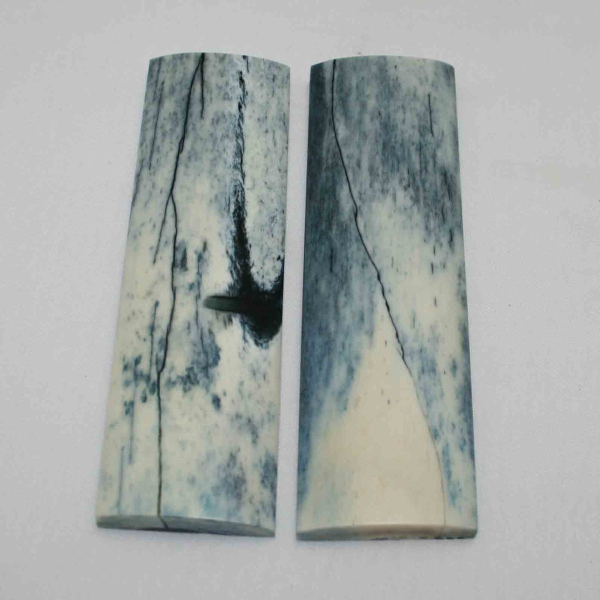 NB105MMA35 Giraffe Bone Scales