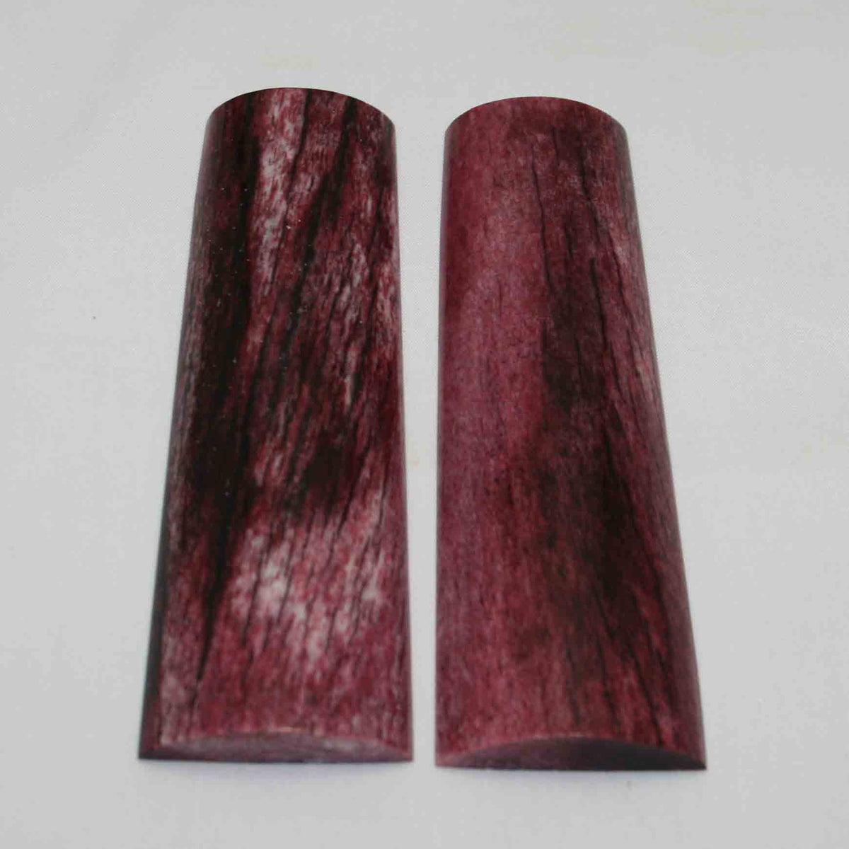 NB105MMA3 Giraffe Bone Scales