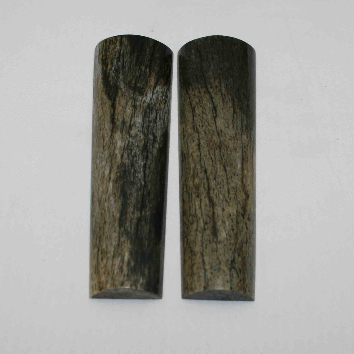 NB105MMA41 Giraffe Bone Scales