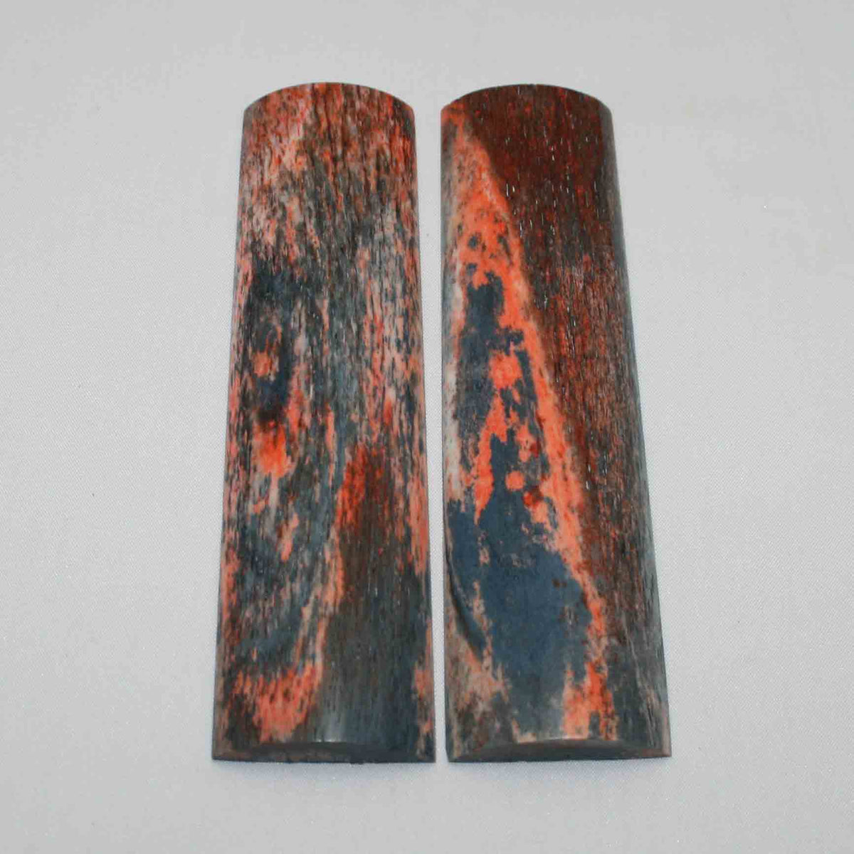 NB105MMA48 Giraffe Bone Scales