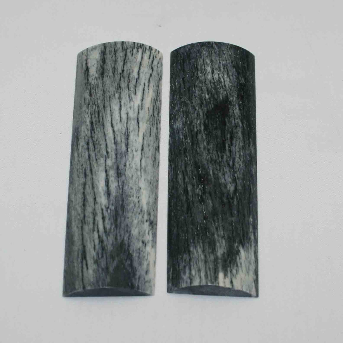 NB105MMA54 Giraffe Bone Scales