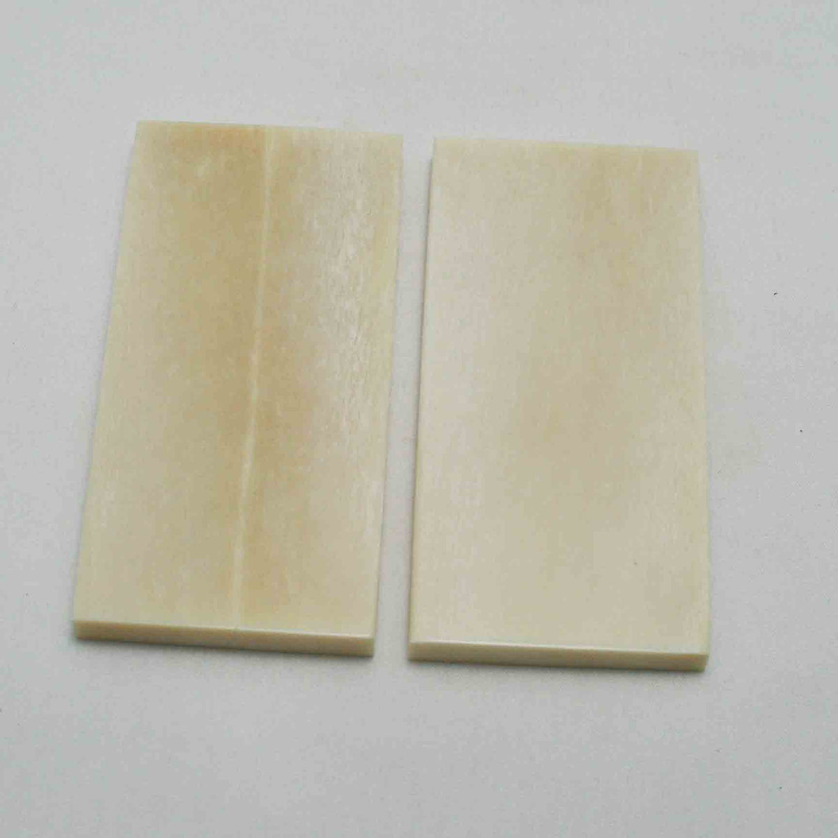 NB105MMA57 Giraffe Bone Scales