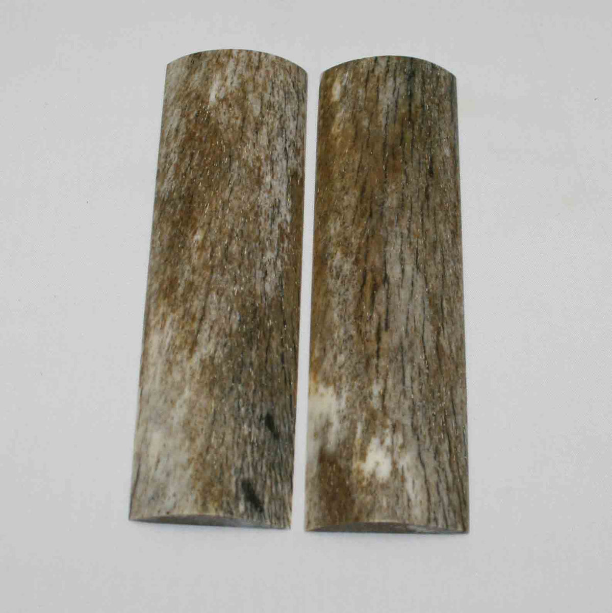 NB105MMA59 Giraffe Bone Scales