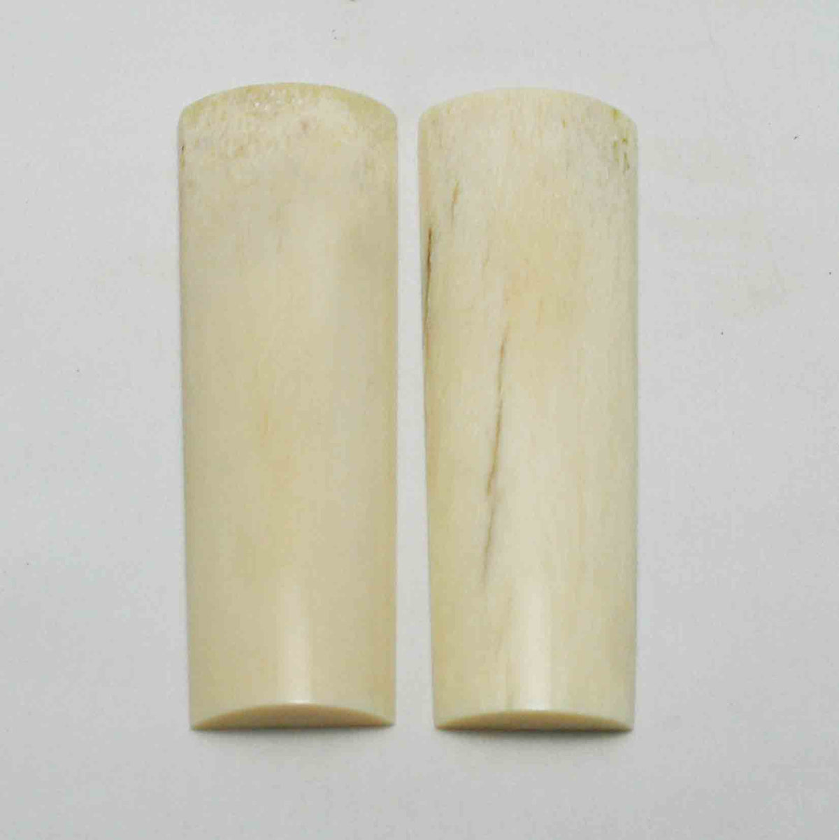 NB105MMA72 Giraffe Bone Scales