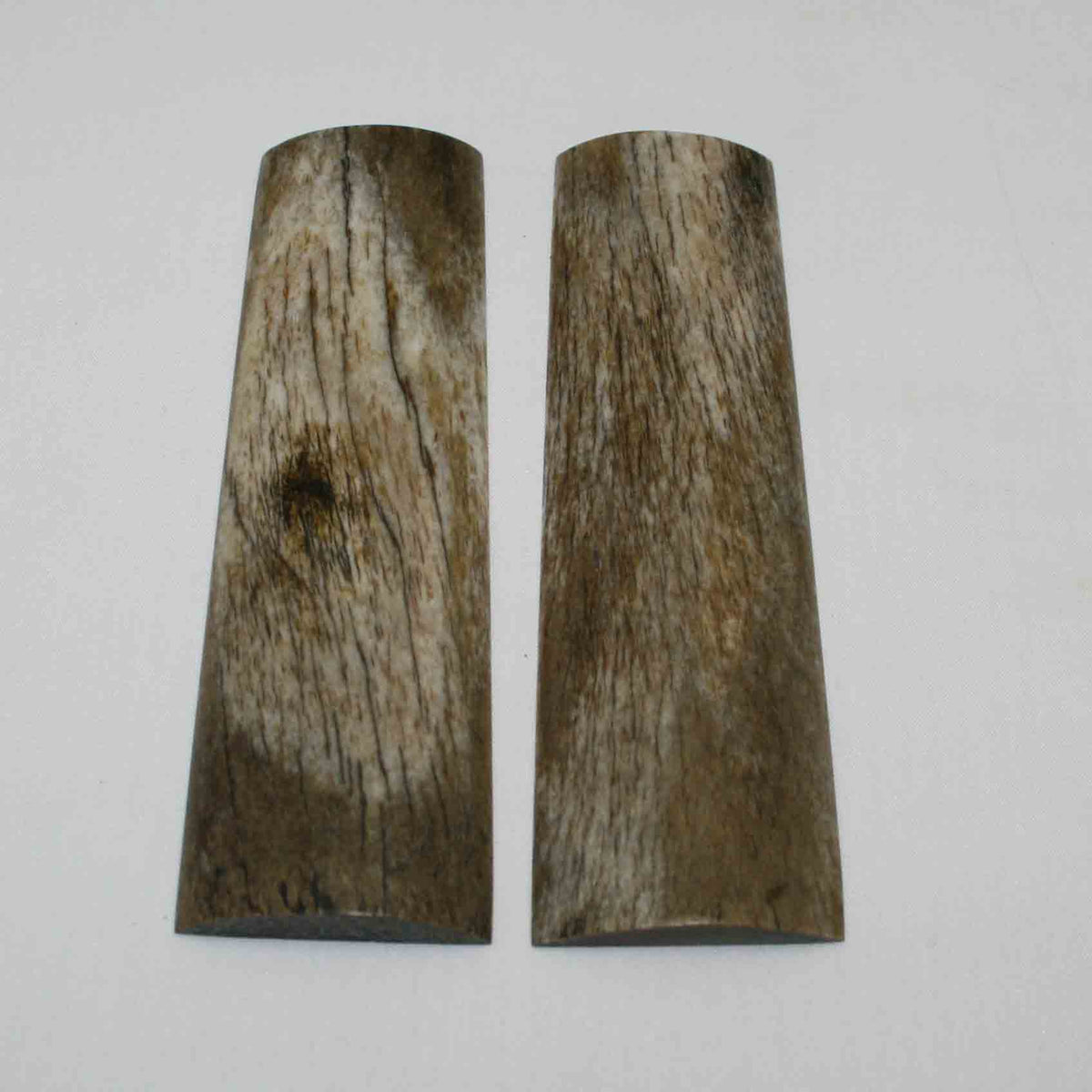 NB105MMA75 Giraffe Bone Scales