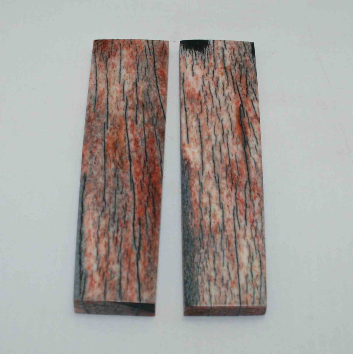 NB105MMA81 Giraffe Bone Scales