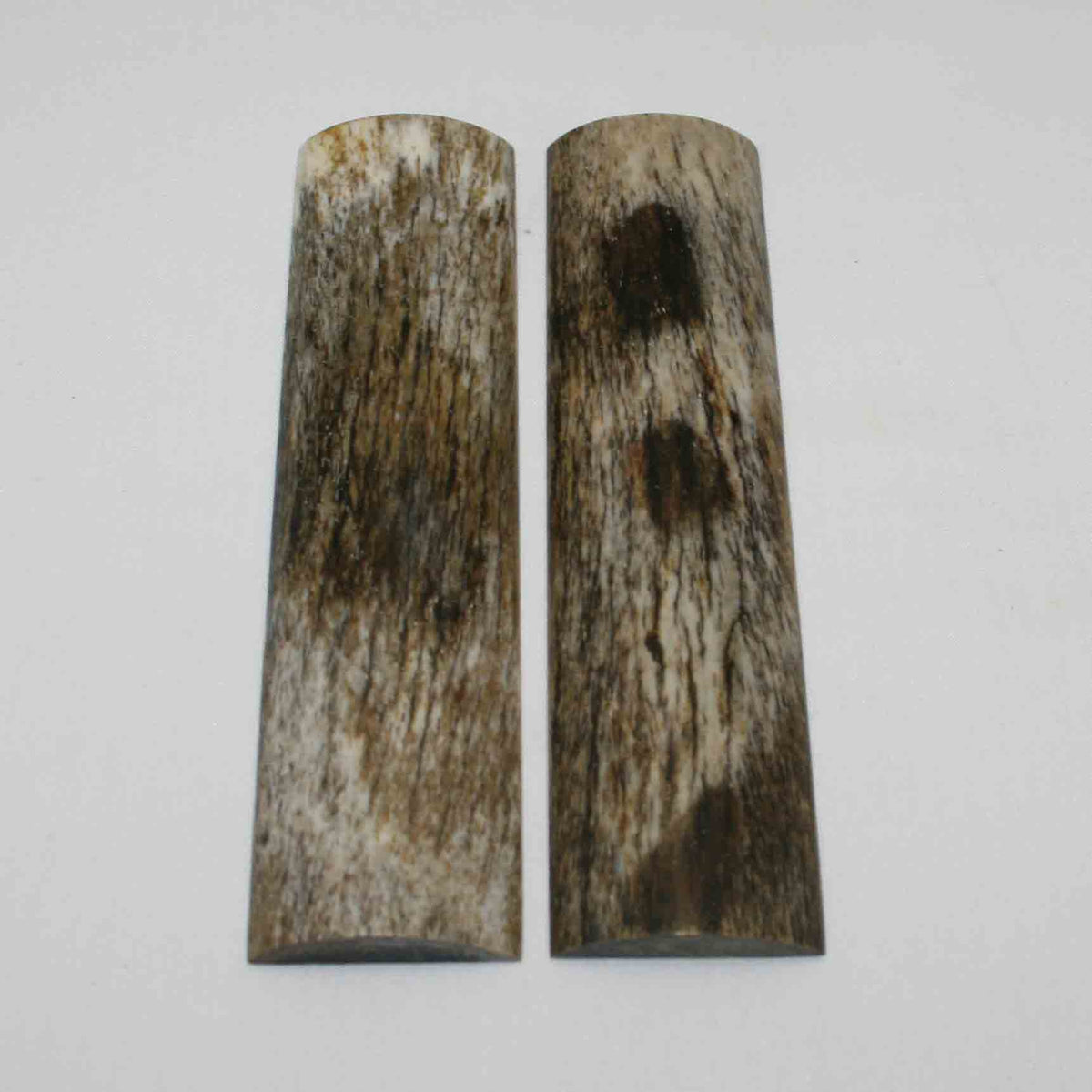 NB105MMA92 Giraffe Bone Scales