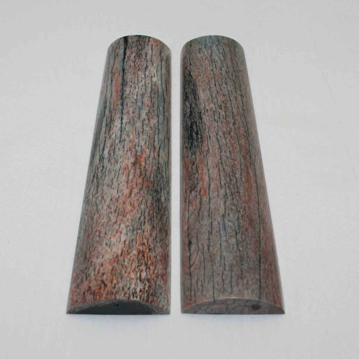 NB105MMA98 Giraffe Bone Scales