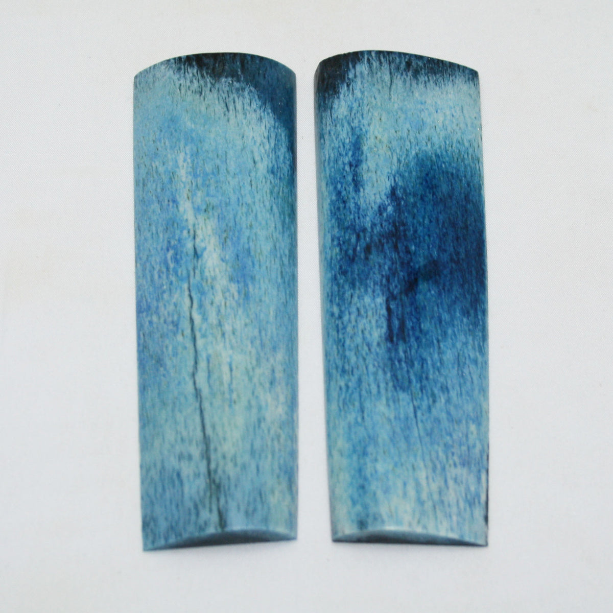 NB105NAM17 Giraffe Bone Scales