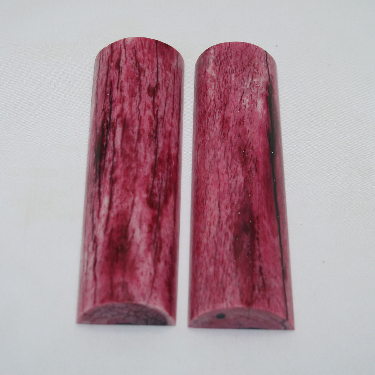 NB105NAM40 Giraffe Bone Scales