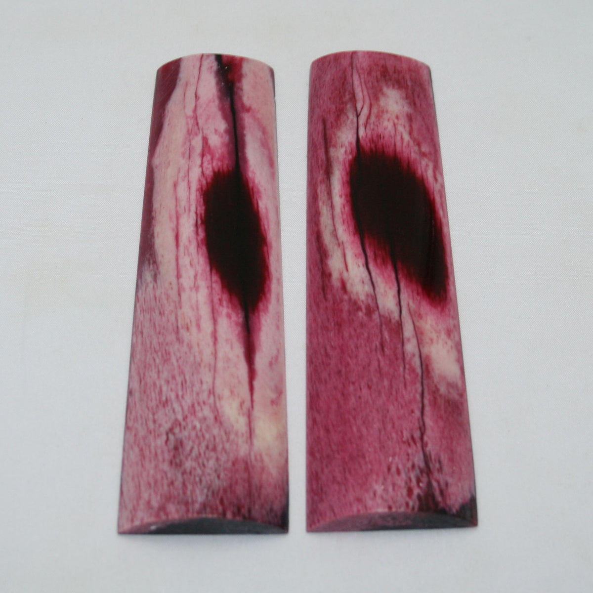 NB105NAM51 Giraffe Bone Scales