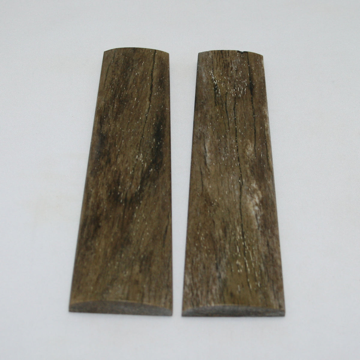 NB105NAM67 Giraffe Bone Scales