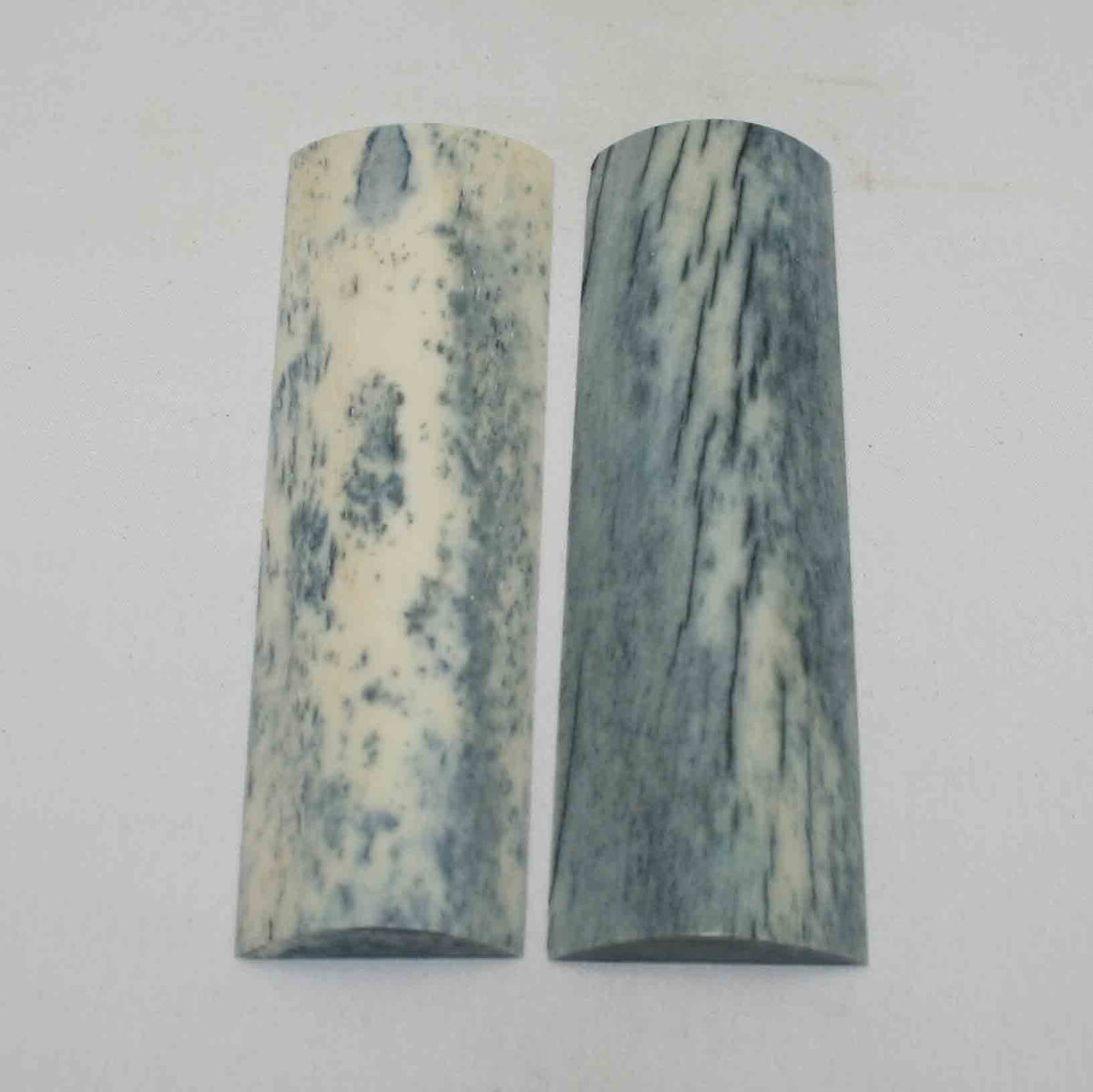 NB105NA108 Giraffe Bone Scales 5.02" x 1.46" x 0.36"inch