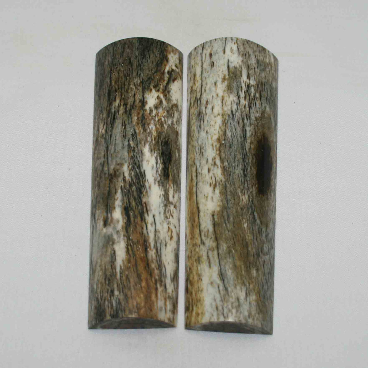 NB105NA123 Giraffe Bone Scales 5.25" x 1.49" x 0.49"inch