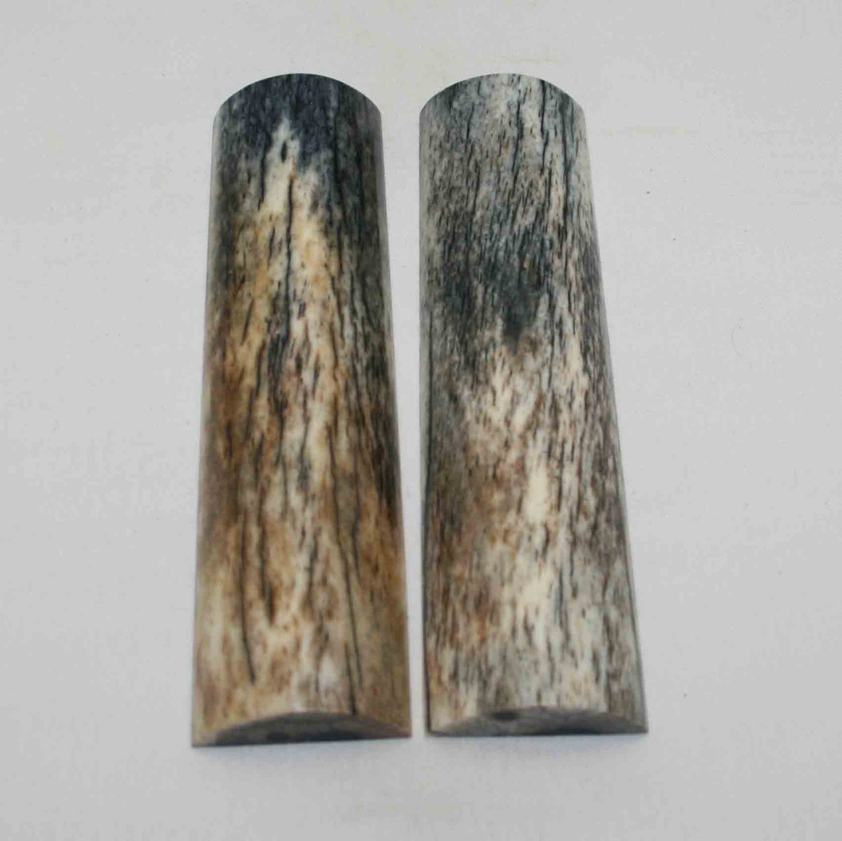 NB105NA133 Giraffe Bone Scales 5.37" x 1.45" x 0.55"inch