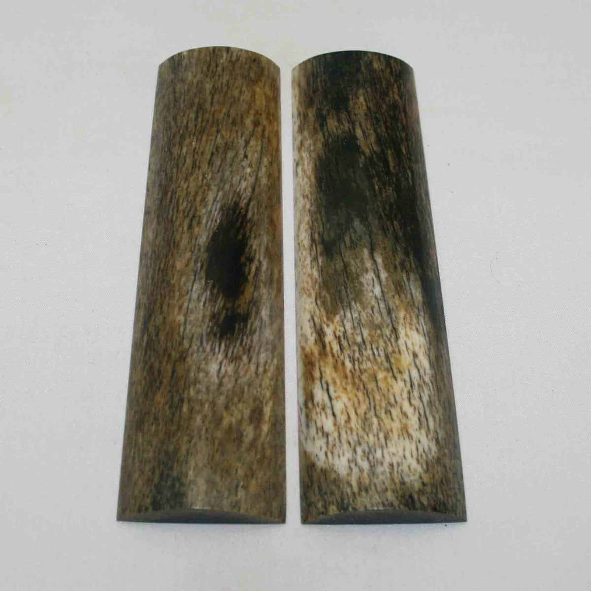 NB105NA134 Giraffe Bone Scales 5.46" x 1.50" x 0.39"inch