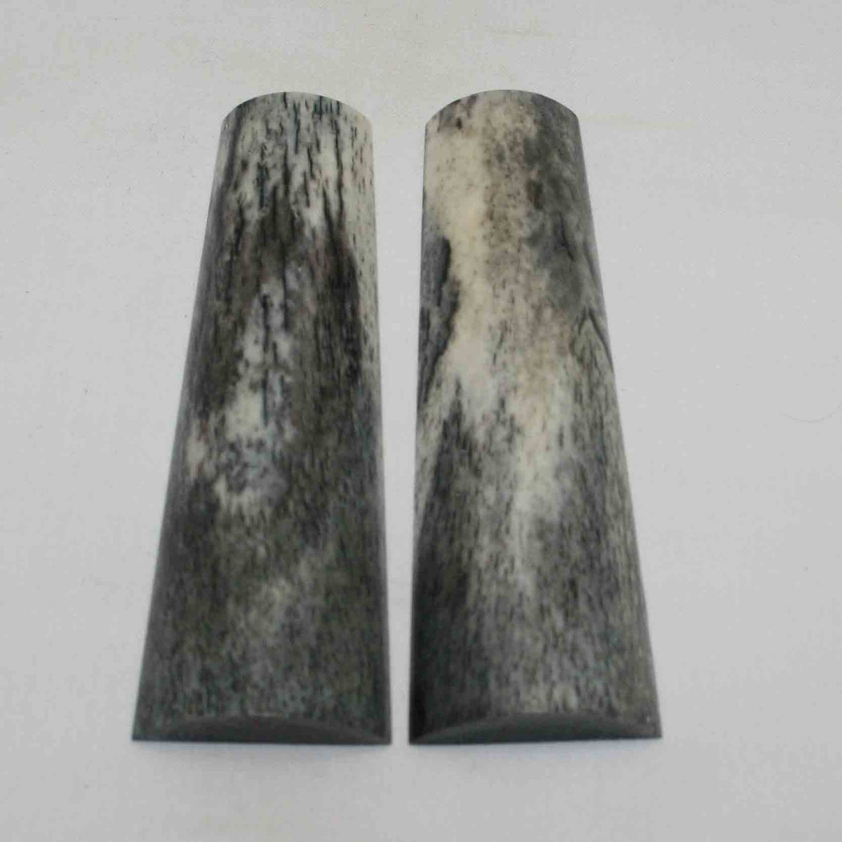 NB105NA140 Giraffe Bone Scales 4.89" x 1.40" x 0.43"inch