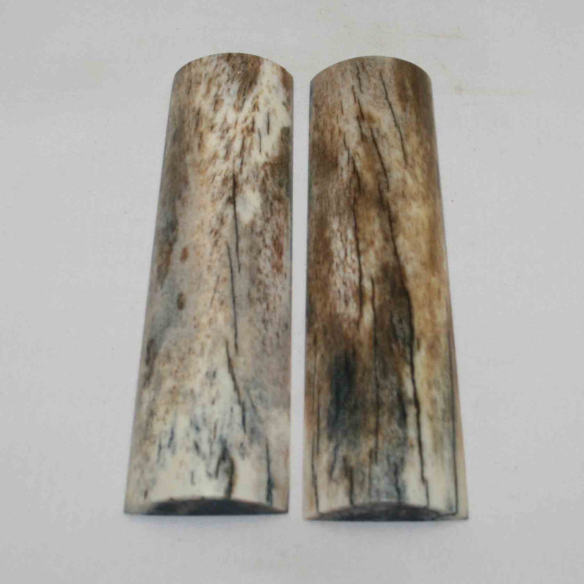 NB105NA142 Giraffe Bone Scales 5.24" x 1.46" x 0.46"inch
