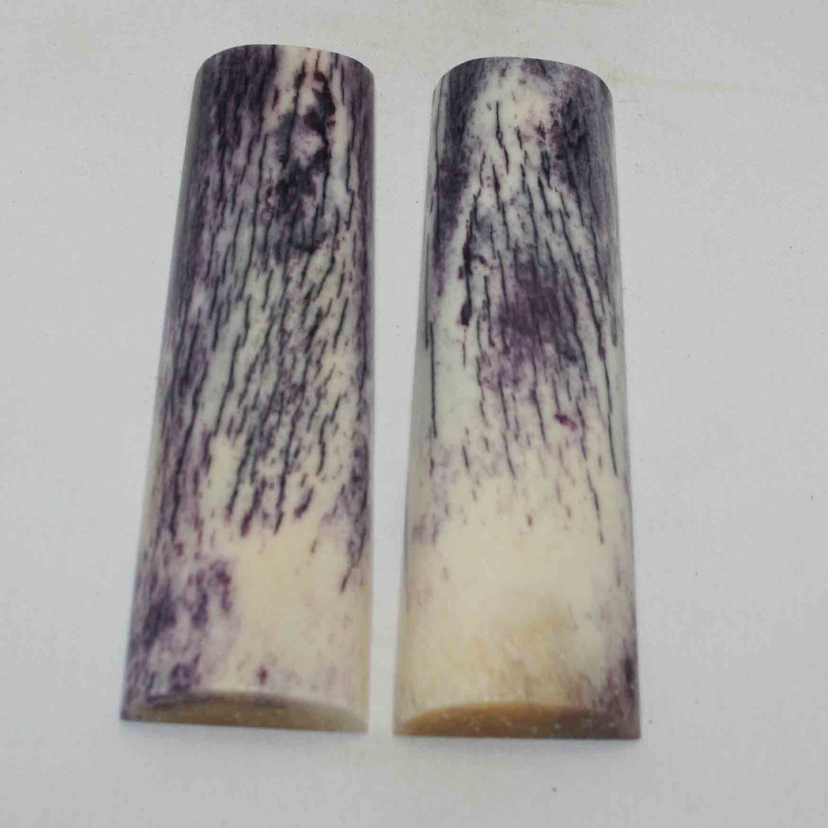 NB105NA148 Giraffe Bone Scales 5.29" x 1.48" x 0.51"inch
