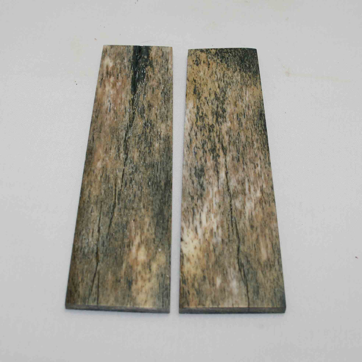 NB105NA22 Giraffe Bone Scales 5.32" x 1.53" x 0.25"inch