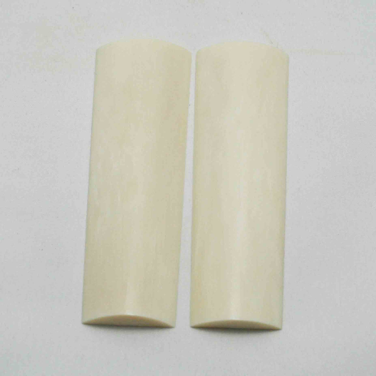 NB105NA46 Giraffe Bone Scales 5.15" x 1.49" x 0.35"inch