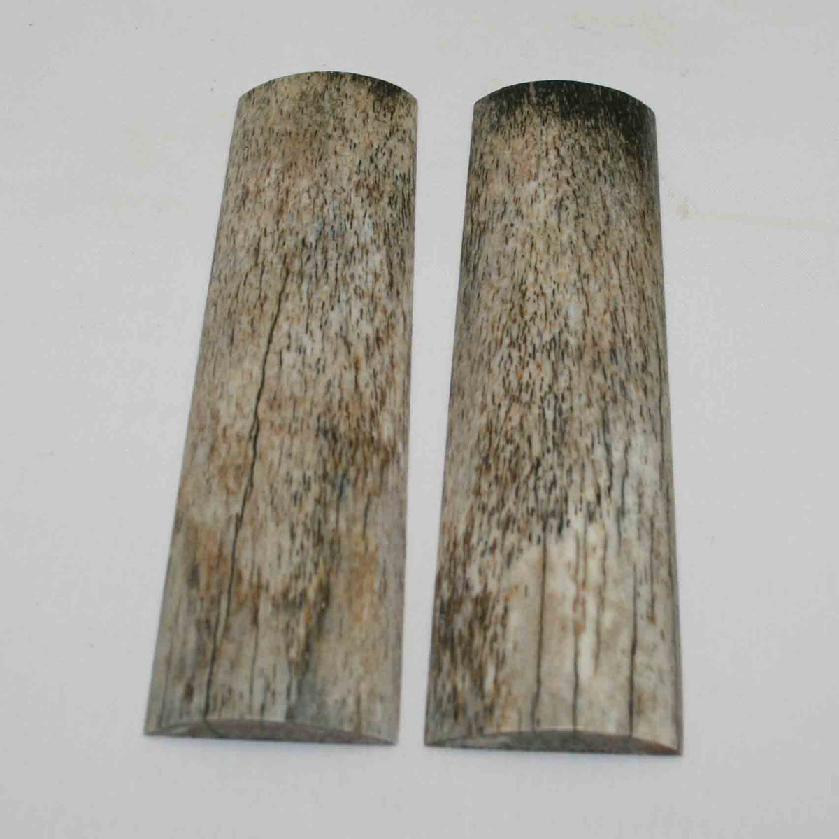 NB105NA50 Giraffe Bone Scales 5.40" x 1.48" x 0.32"inch