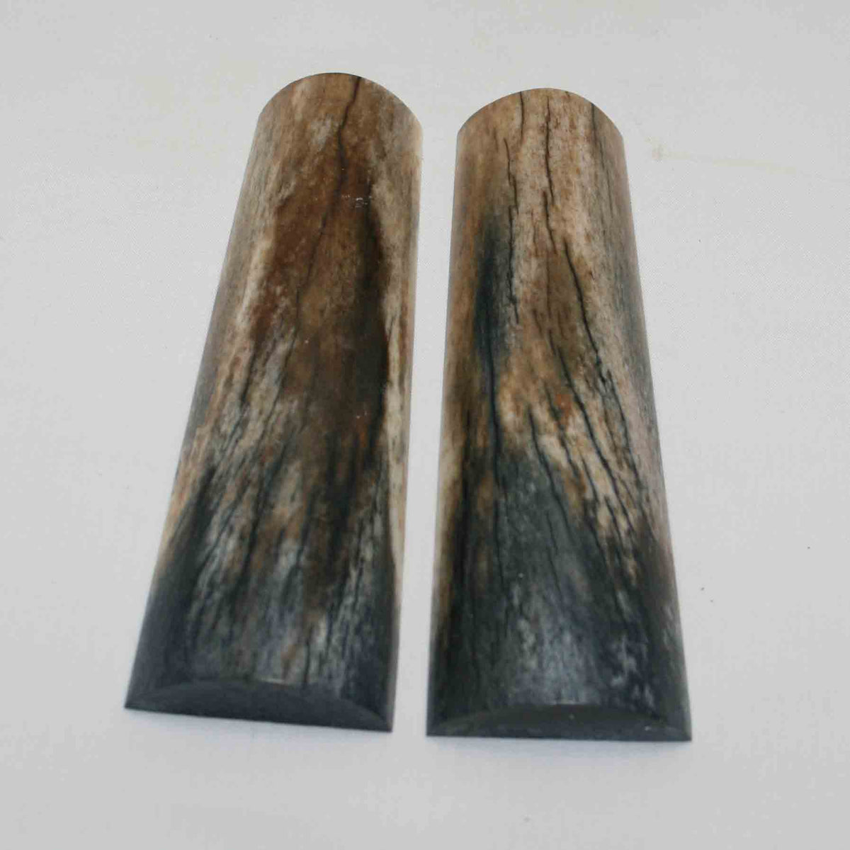 NB105NA70 Giraffe Bone Scales 5.44" x 1.56" x 0.56"inch