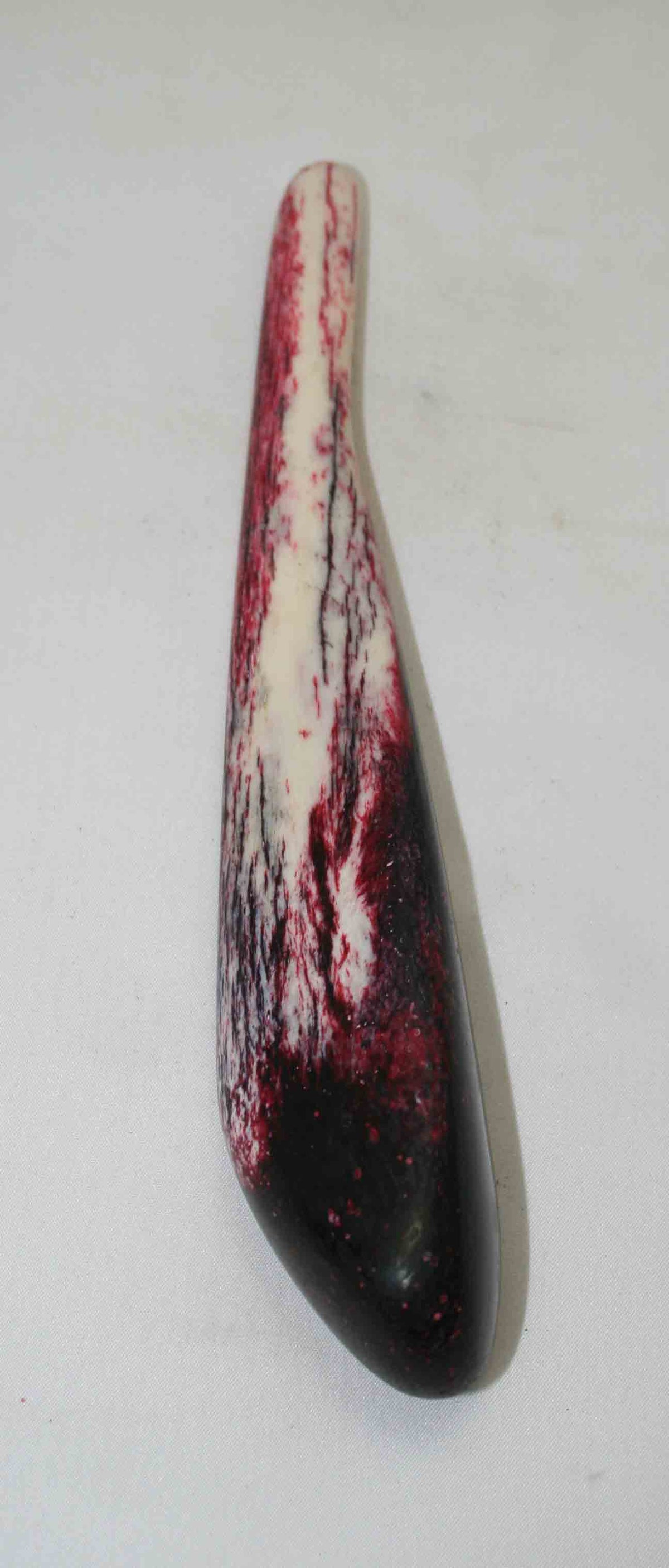 NB106NA11 Giraffe Bone Round 9.00 " x middle size 1.26" x 0.64 " inch