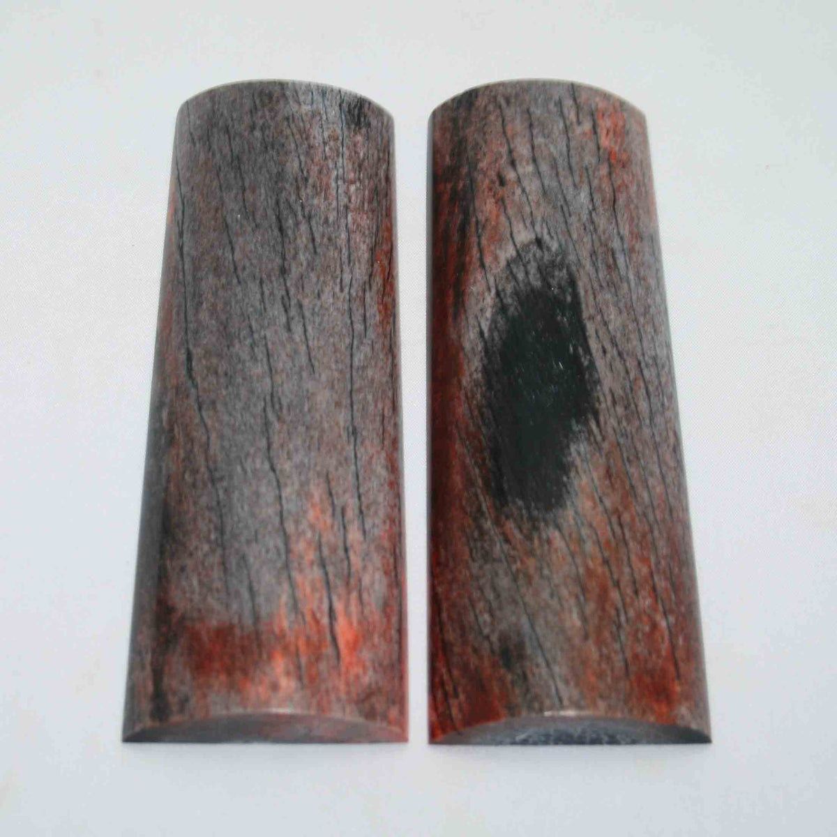 NB108GS16 Giraffe Bone Scales