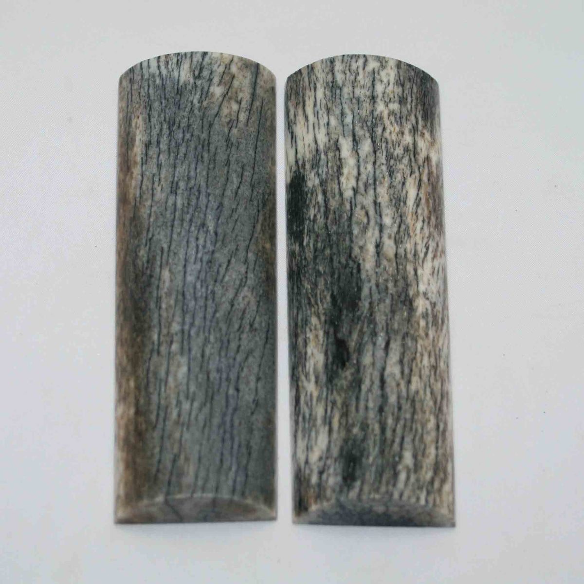 NB108GS42 Giraffe Bone Scales