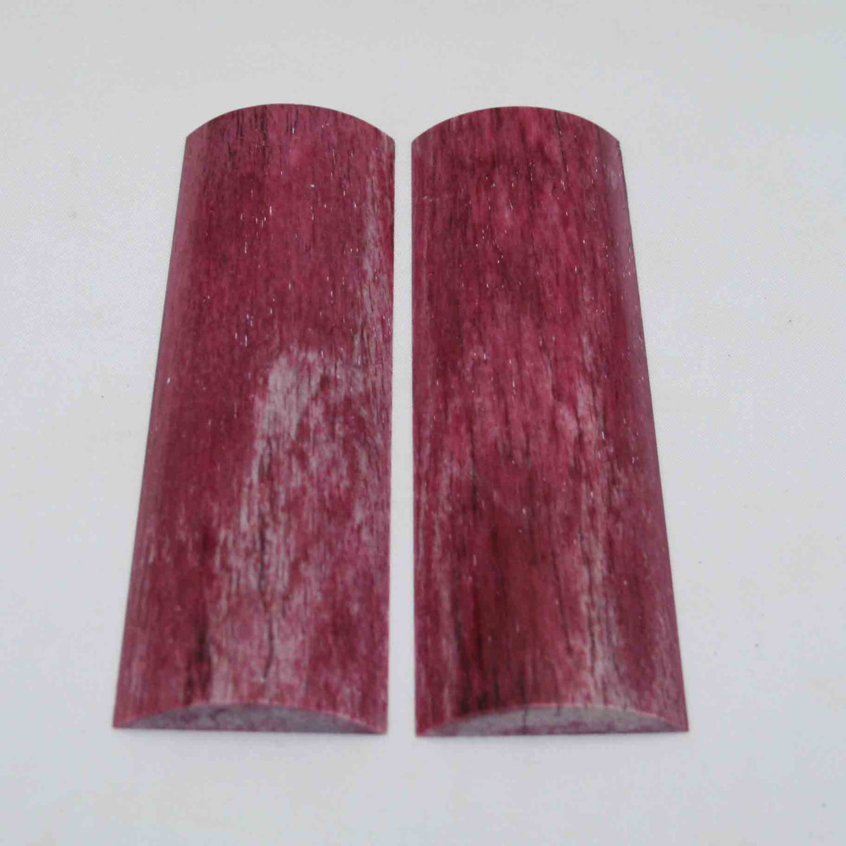 NB108GS43 Giraffe Bone Scales