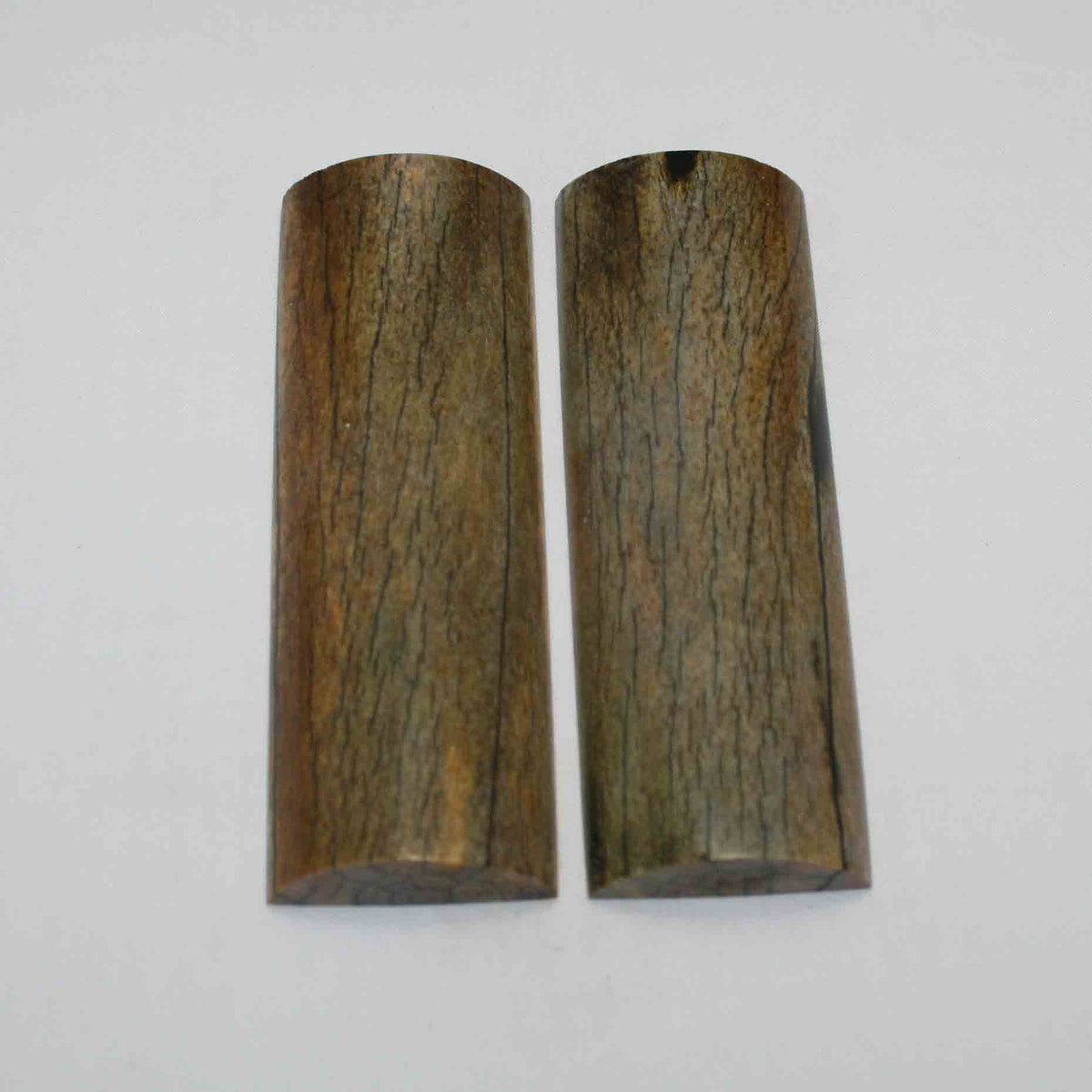 NB108JS18 Giraffe Bone Scales