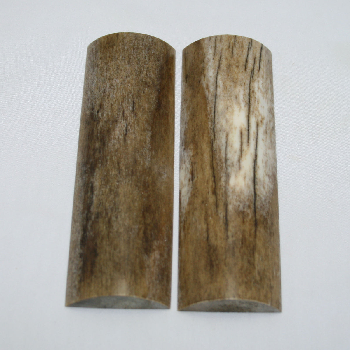 NB108MAN8 Giraffe Bone Scales