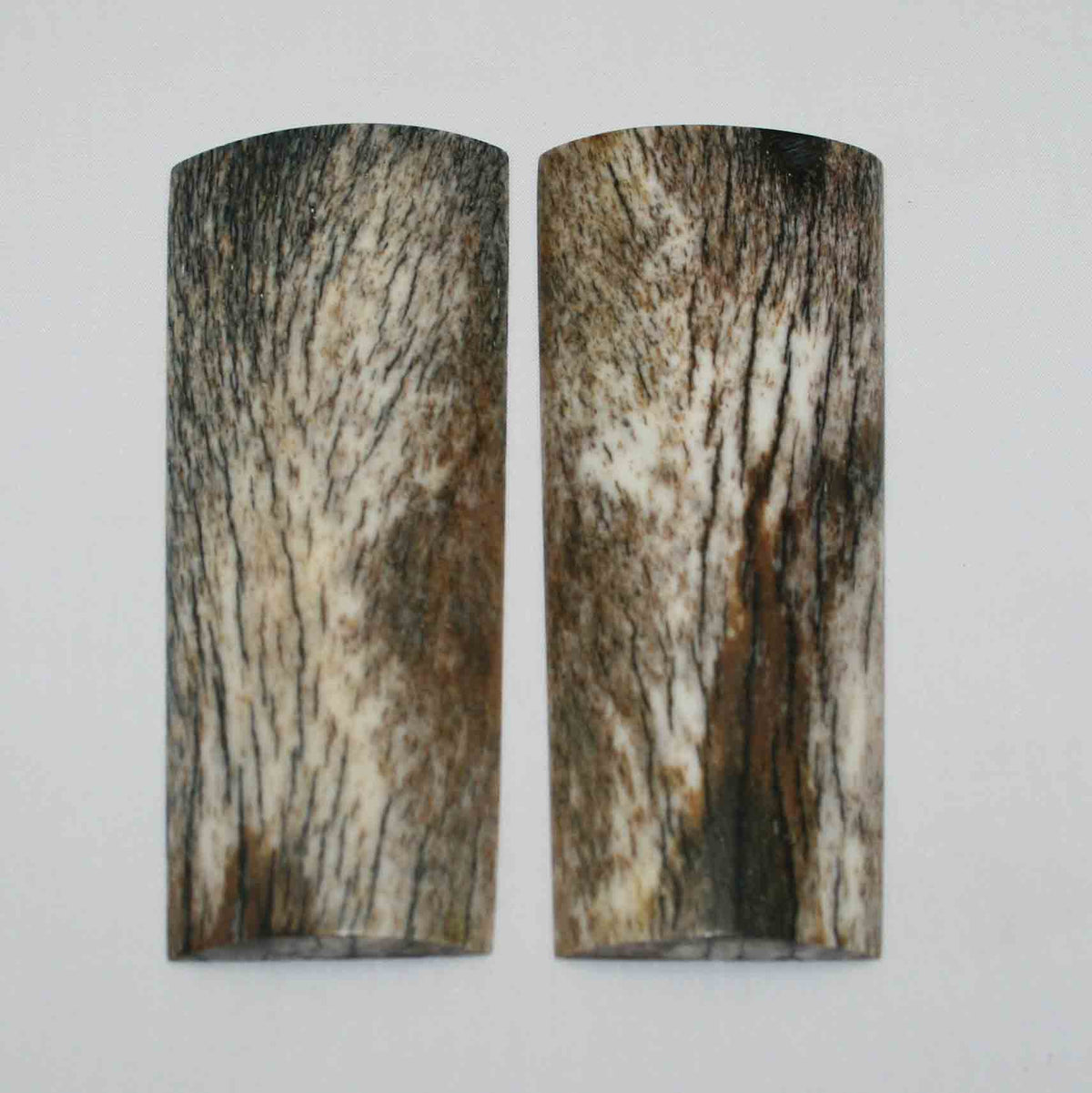 NB108MMA10 Giraffe Bone Scales