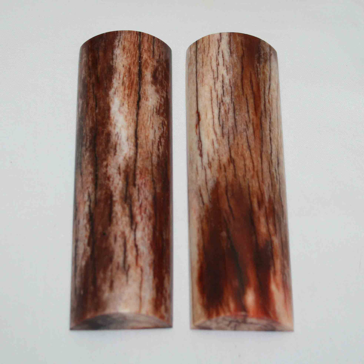 NB108MMA1 Giraffe Bone Scales