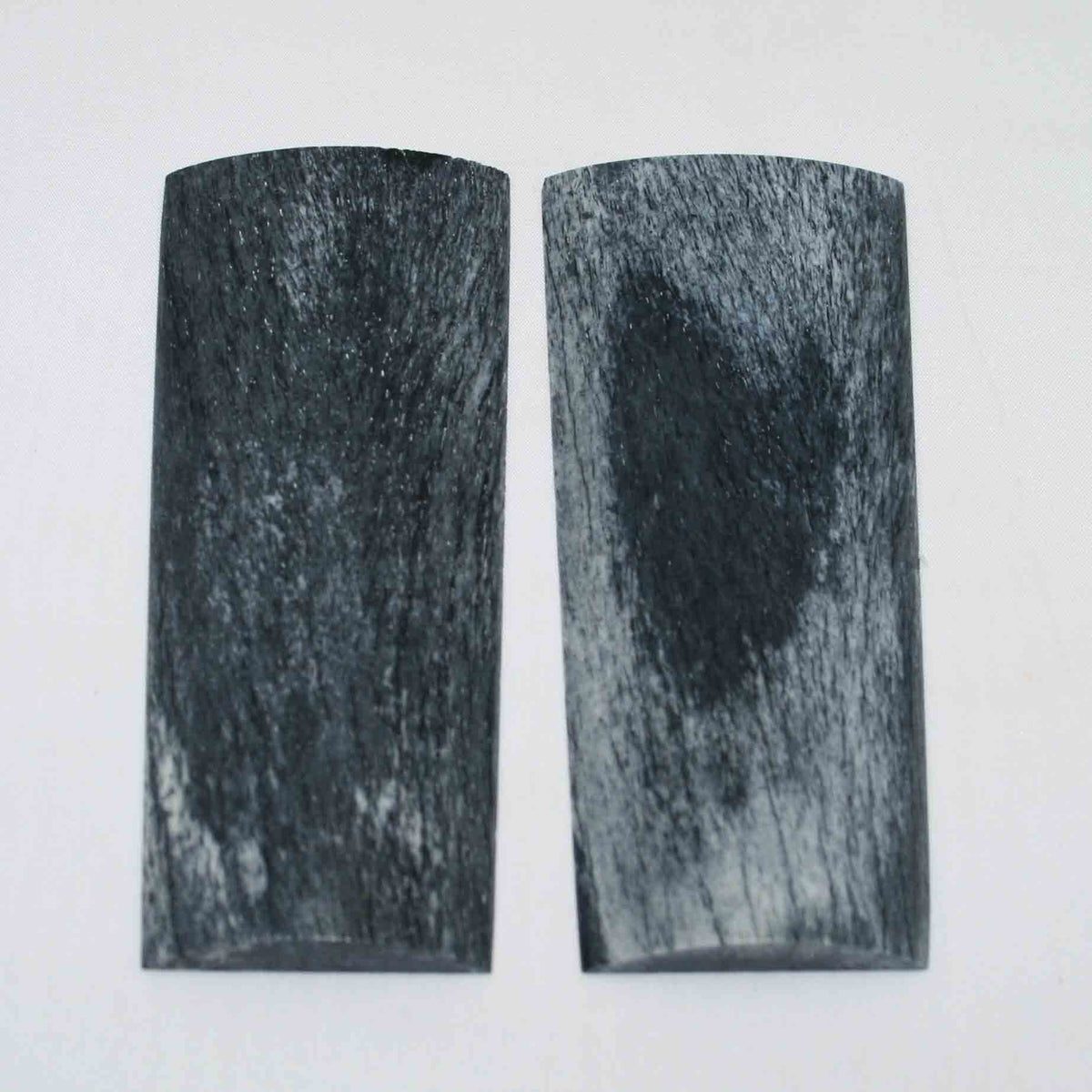 NB108MMA22 Giraffe Bone Scales