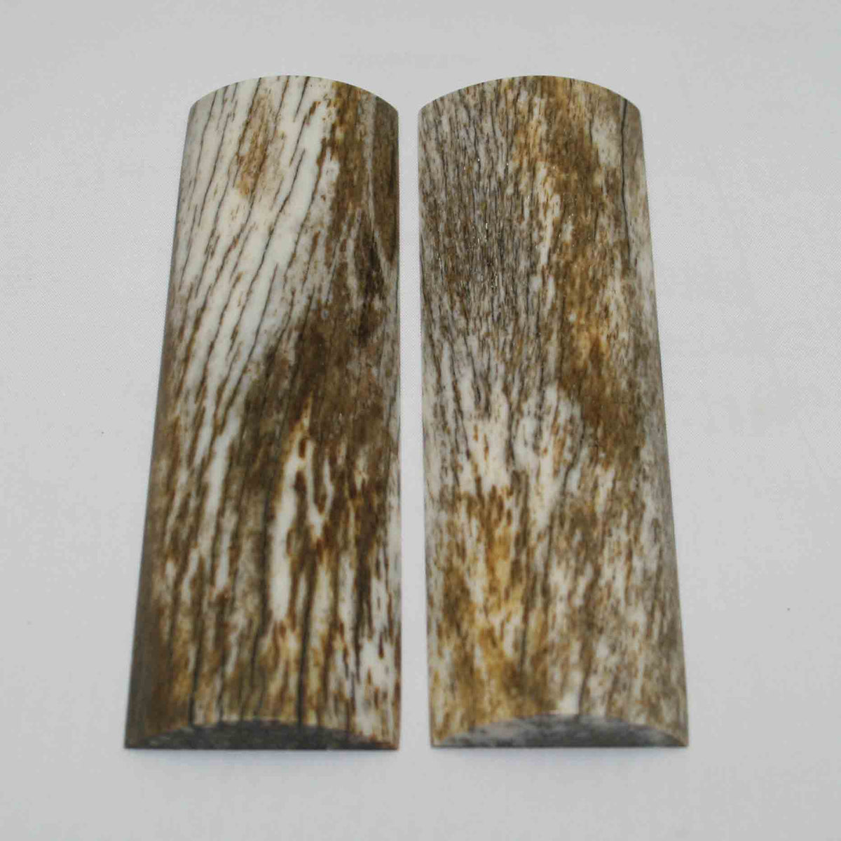 NB108MMA25 Giraffe Bone Scales