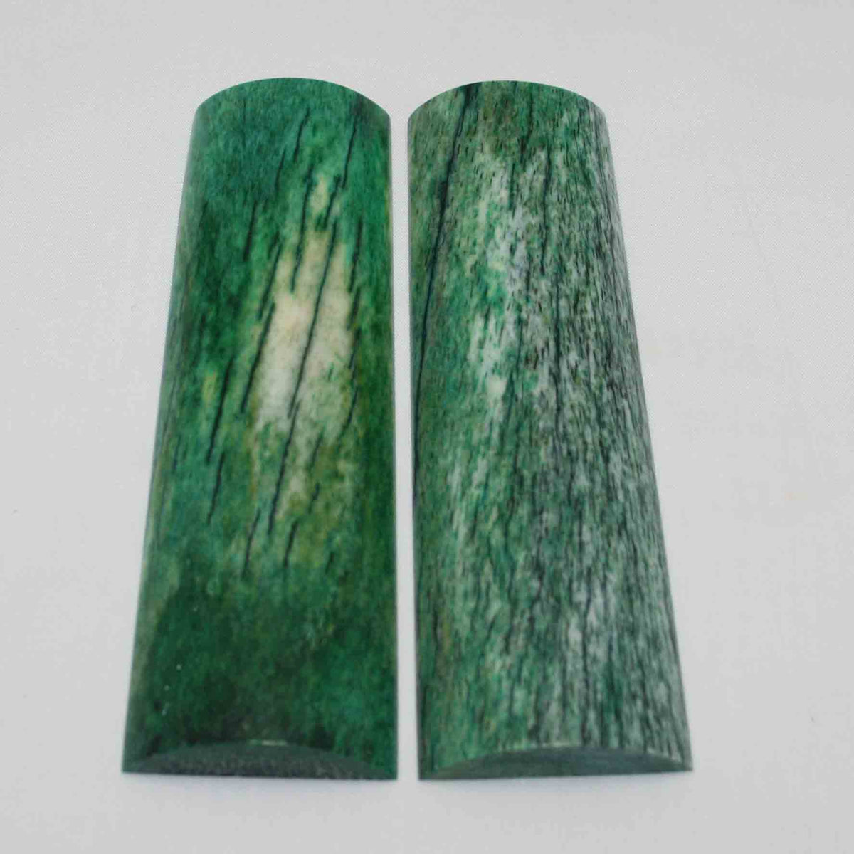 NB108MMA28 Giraffe Bone Scales