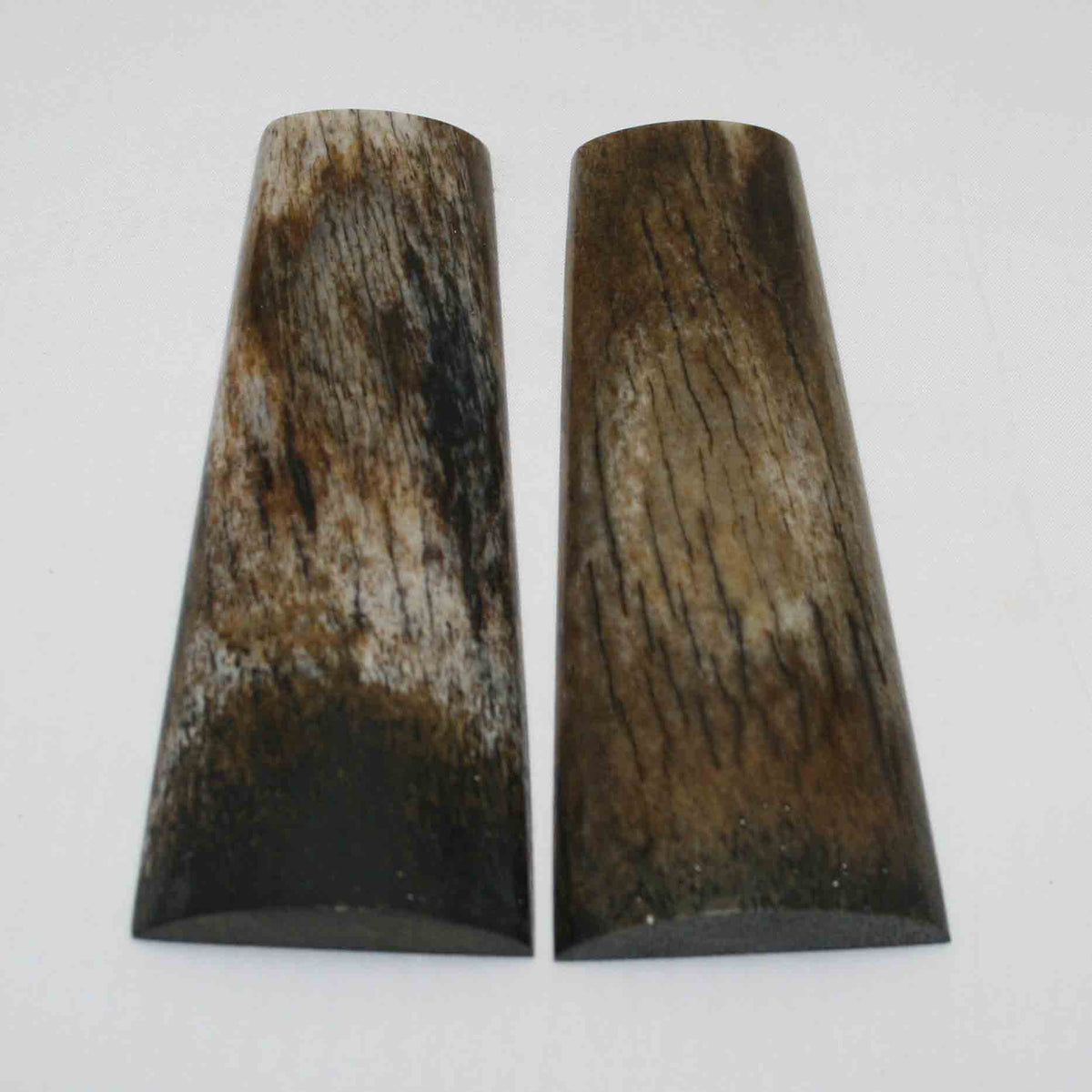 NB108MMA32 Giraffe Bone Scales