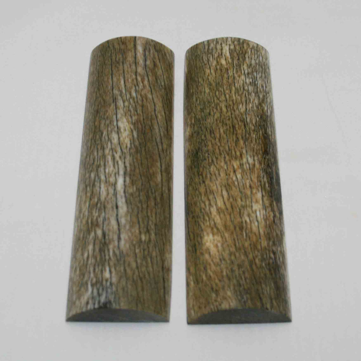 NB108MMA44 Giraffe Bone Scales