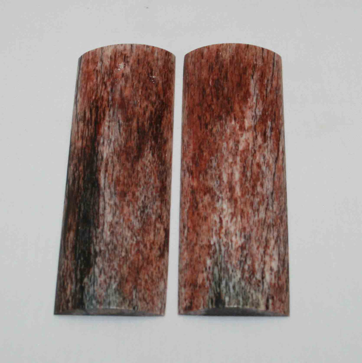 NB108MMA70 Giraffe Bone Scales