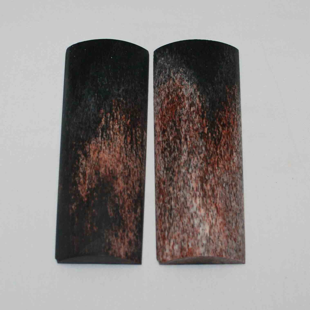 NB108MMA84 Giraffe Bone Scales