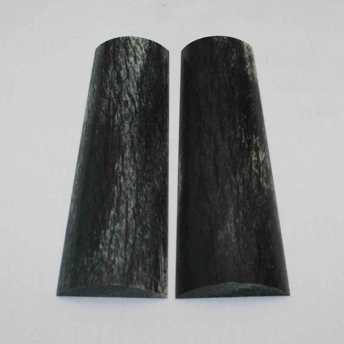 NB108MMA87 Giraffe Bone Scales