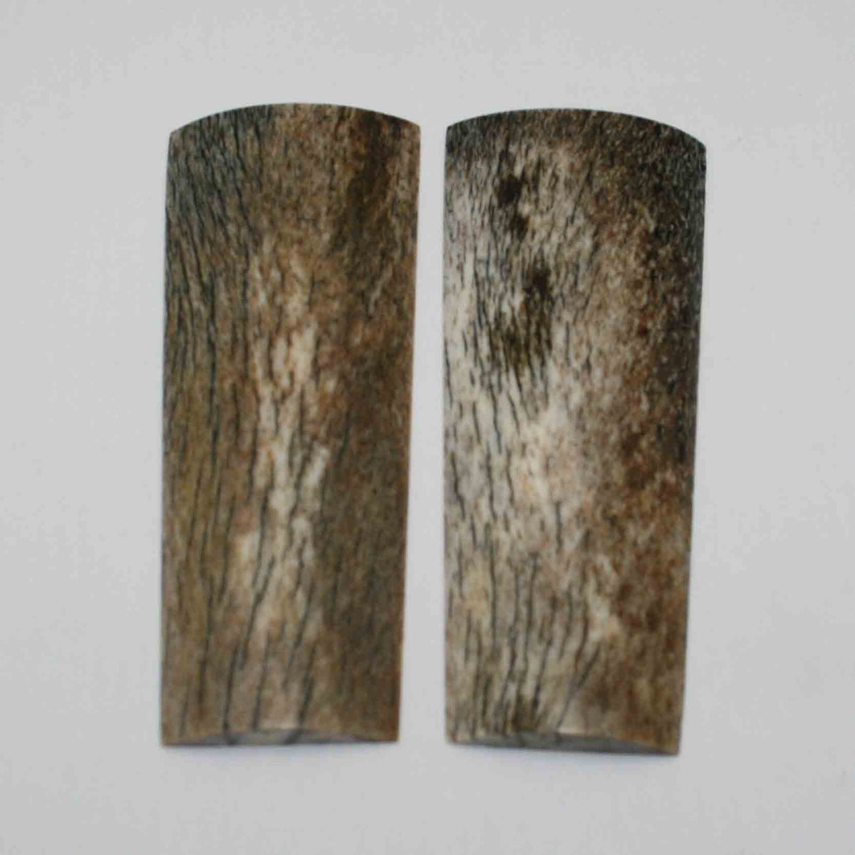 NB108MMA8 Giraffe Bone Scales