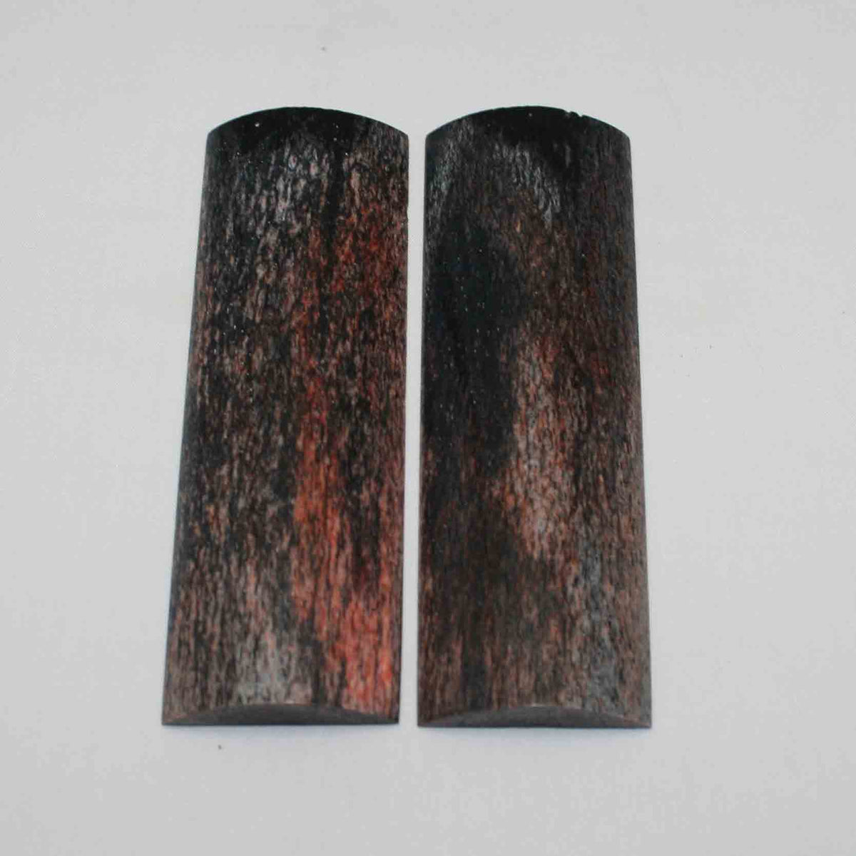 NB108MMA96 Giraffe Bone Scales