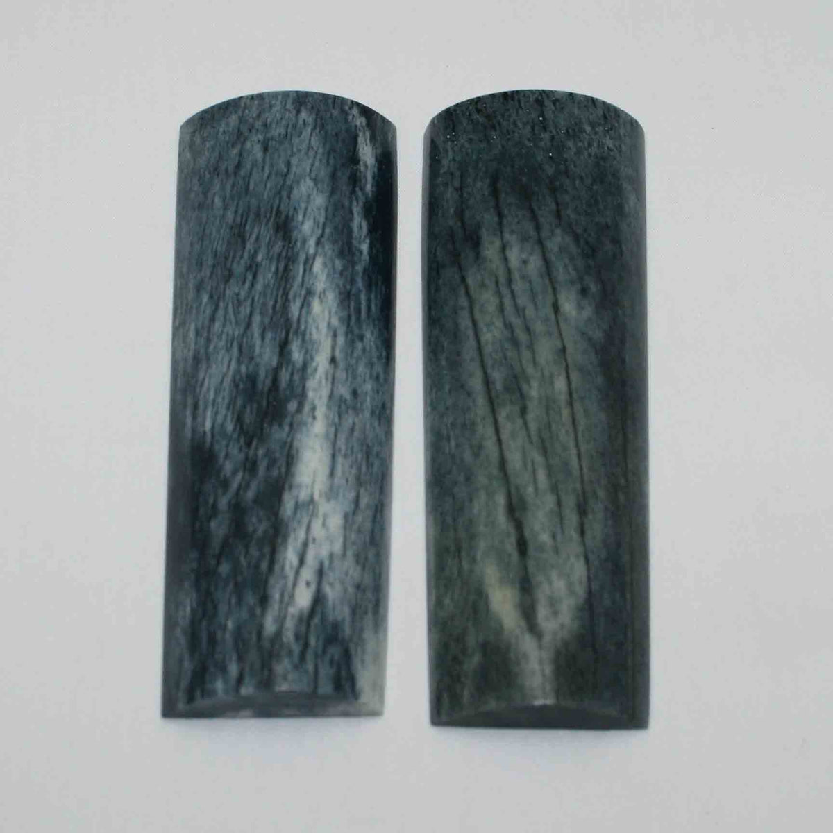 NB108MMA9 Giraffe Bone Scales