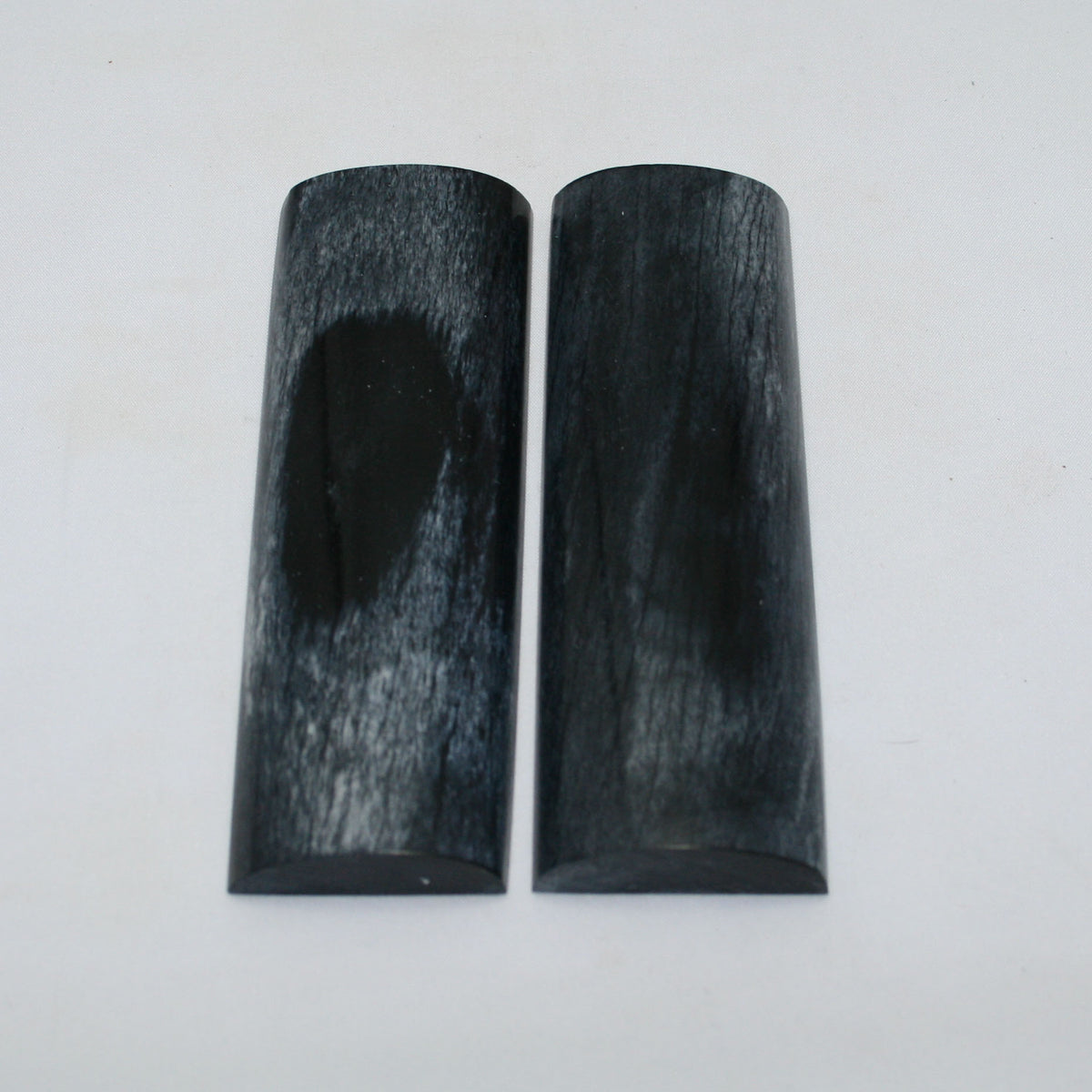 NB108NAM10 Giraffe Bone Scales Set