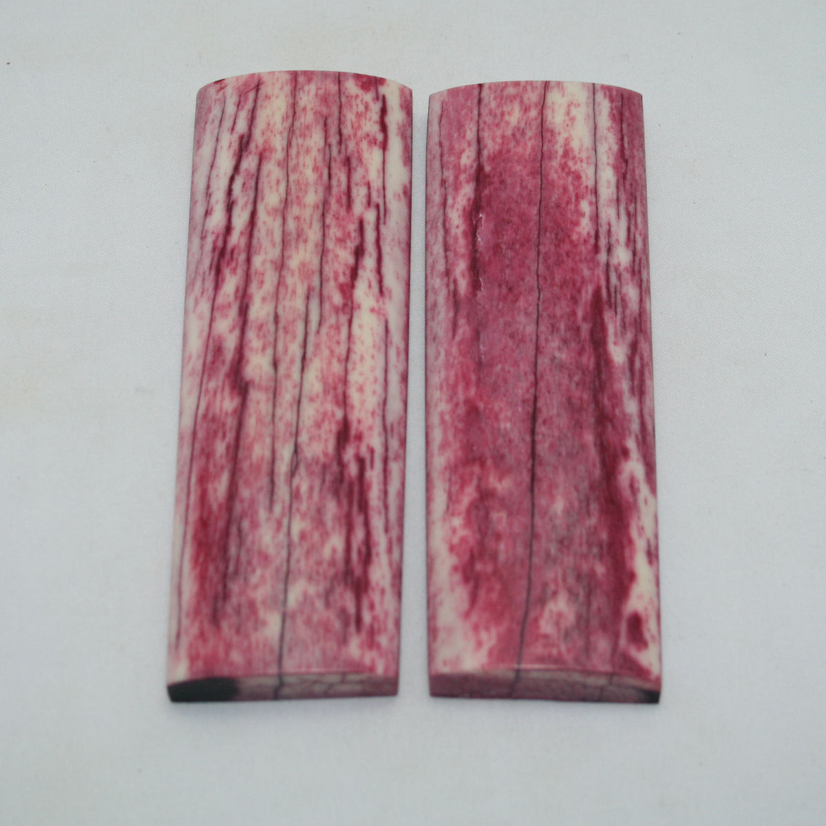 NB108NAM24 Giraffe Bone Scales Set